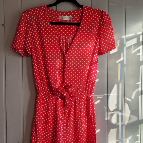 RD style Polkadot Romper - Picture 1 of 10